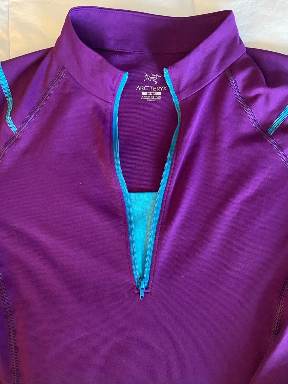 ARC’TERYX purple and blue quarter zip pullover base layer top MEDIUM